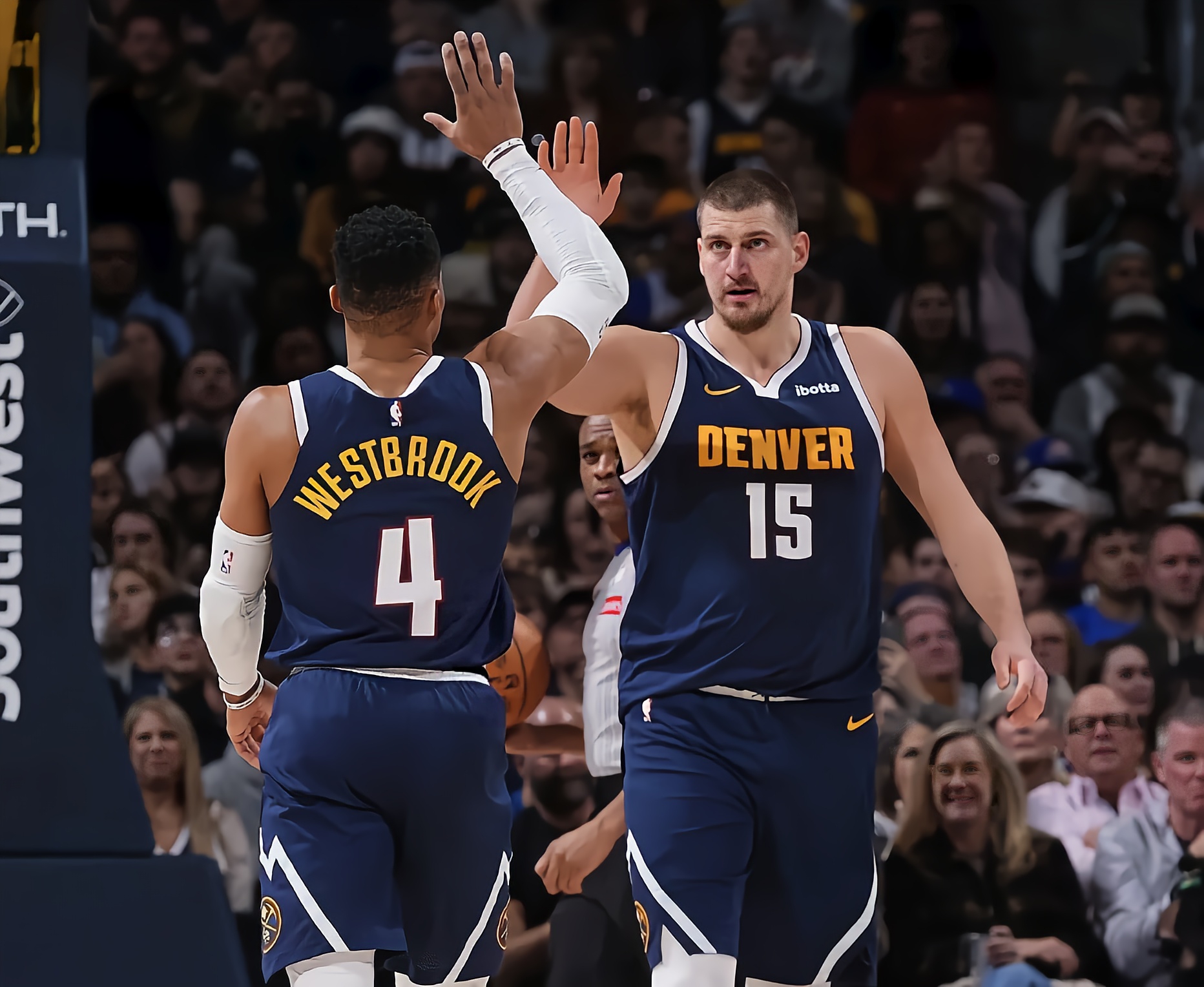 窗口期NBA季后赛传出新动向，密尔沃基雄鹿状态回暖，高层表态：值得警惕，心理建设被强调的简单介绍