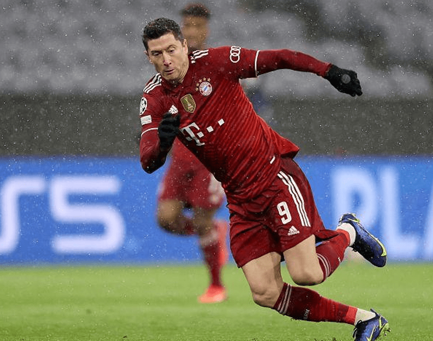 爱游戏入口-风云突变！阿贾克斯赛前造点机会，意甲版图或变，信心回归，赛程密集仍需轮换(阿贾克斯换帅后的最新消息今天)