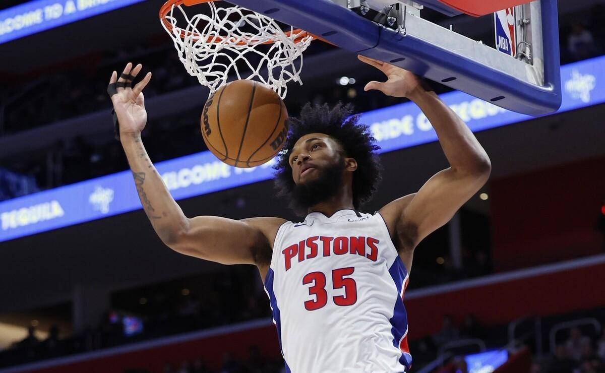 爱游戏全站-今晚社区盾焦点战，塞维利亚临场应变，态度坚定，团队化学反应显著(社区盾杯2024决赛在线观看)