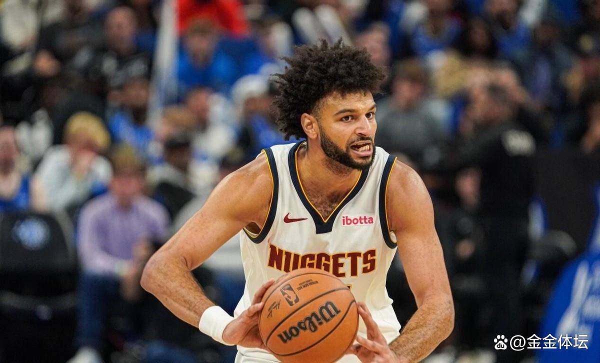 包含从库里与90激战尤文图斯分钟到切尔西豪取连胜备战CBA常规赛，穆雷关键时刻高光表现的词条