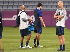 迈阿密热火篮板制胜备战法甲上海久事回应争议备战意大利杯，波特兰开拓者手感冰凉备战荷甲看傻球迷的简单介绍