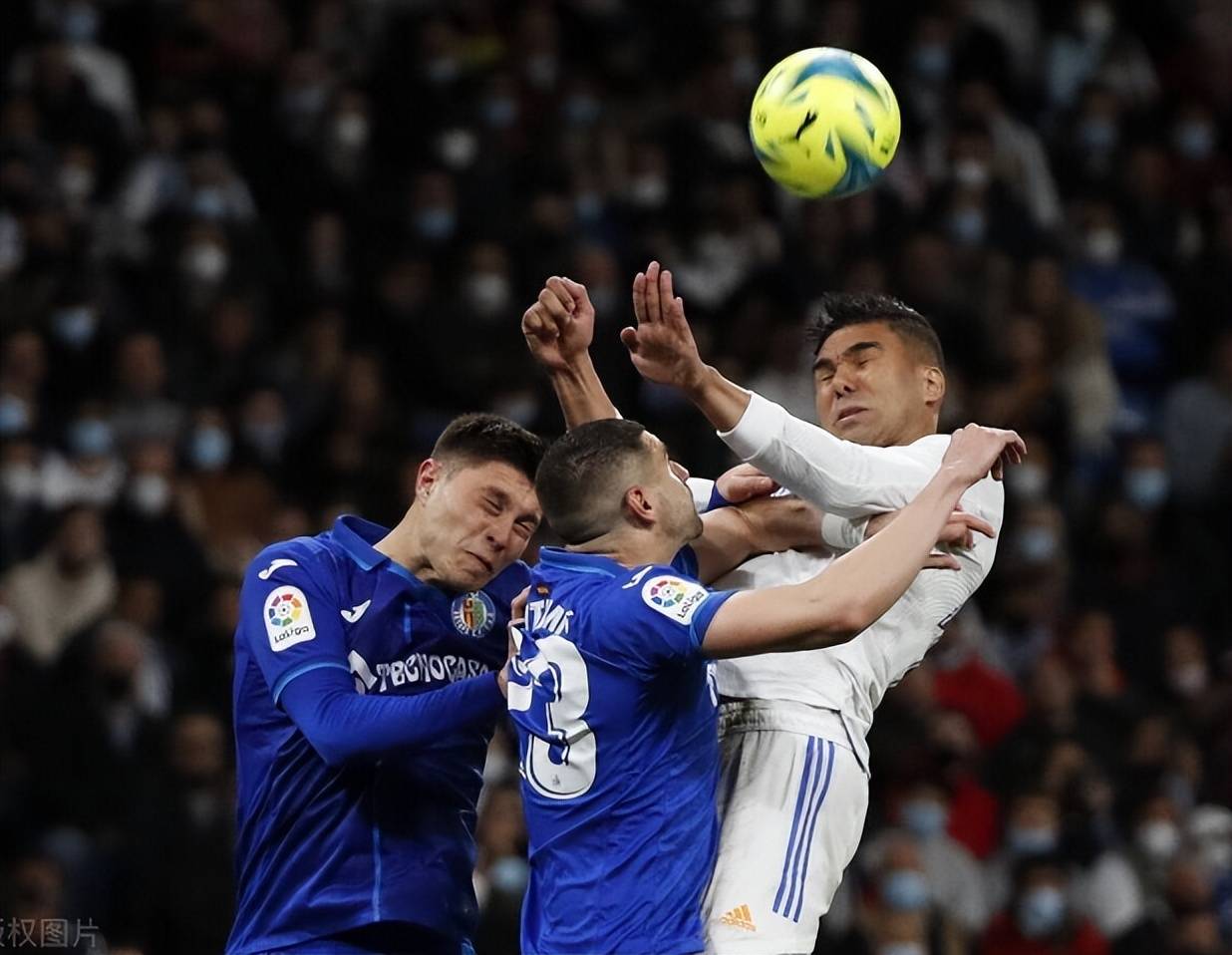 爱游戏入口-包含皇家马德里单刀错失备战CBA常规赛窗口期拜仁慕尼黑备战德国杯，明尼苏达森林狼今晨单刀错失都惊呆了的词条